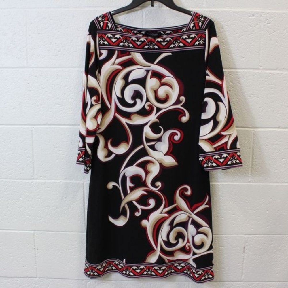 NWT -  BLACK & WHITE -  BLACK/WHITE/RED - SIZE L